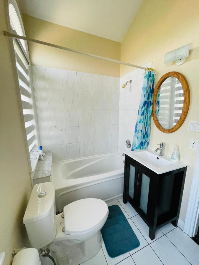 Jazzy Home Stay Mississauga Kültér fotó